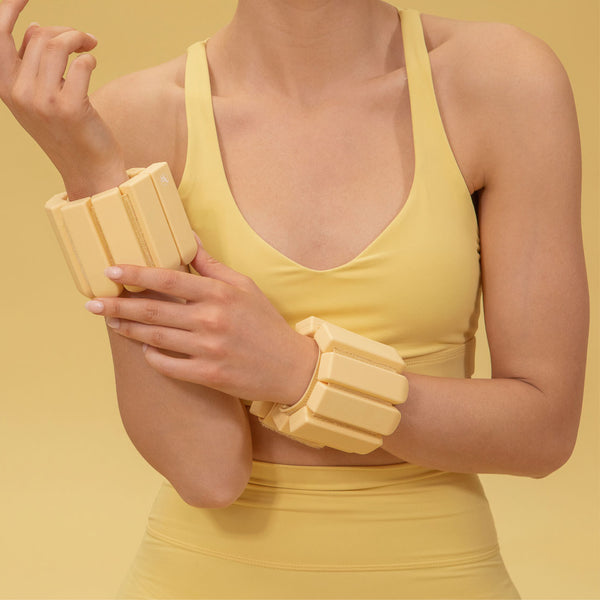 Curved Weighted Bands