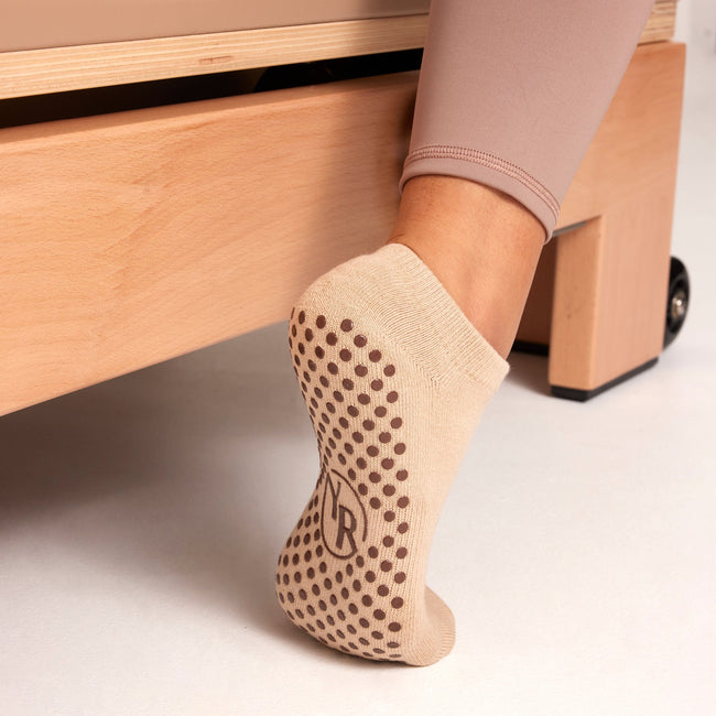 Ankle Grip Socks - Mocha / Small