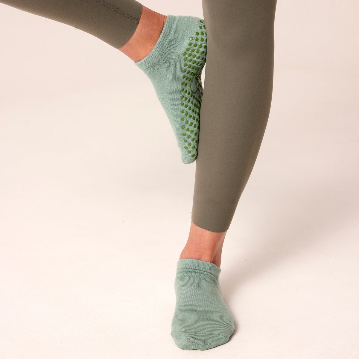 Ankle Grip Socks - Sage / Small